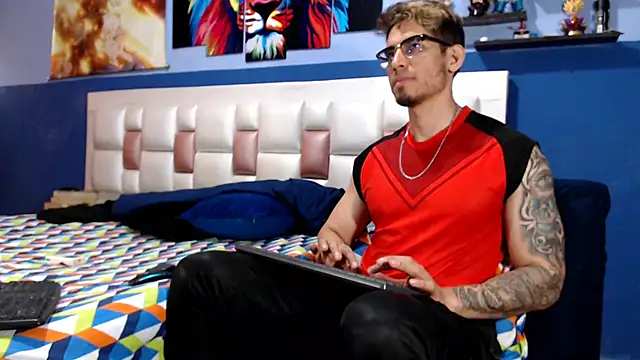 spartan guy online show from December 7, 9:44 pm