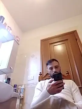 coppiasenzacensura online show from December 16, 5:58 am