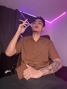 bigryann23 online show from January 18, 2:57 am